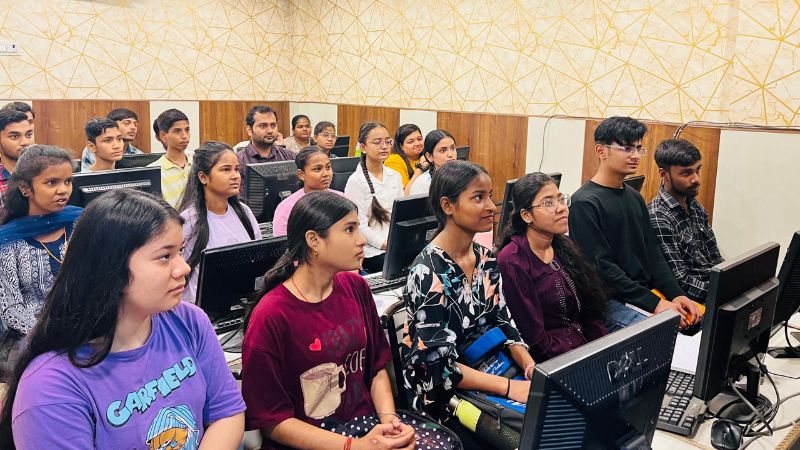 DICS Innovatives Institute is the Best Computer Institute in Delhi